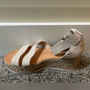 Dolce Vida strap sandals